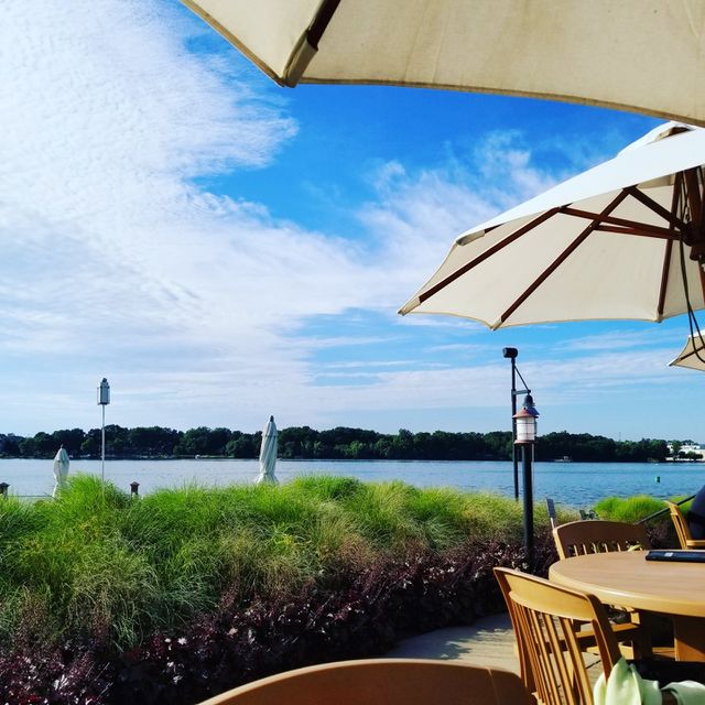 Dinner on the water