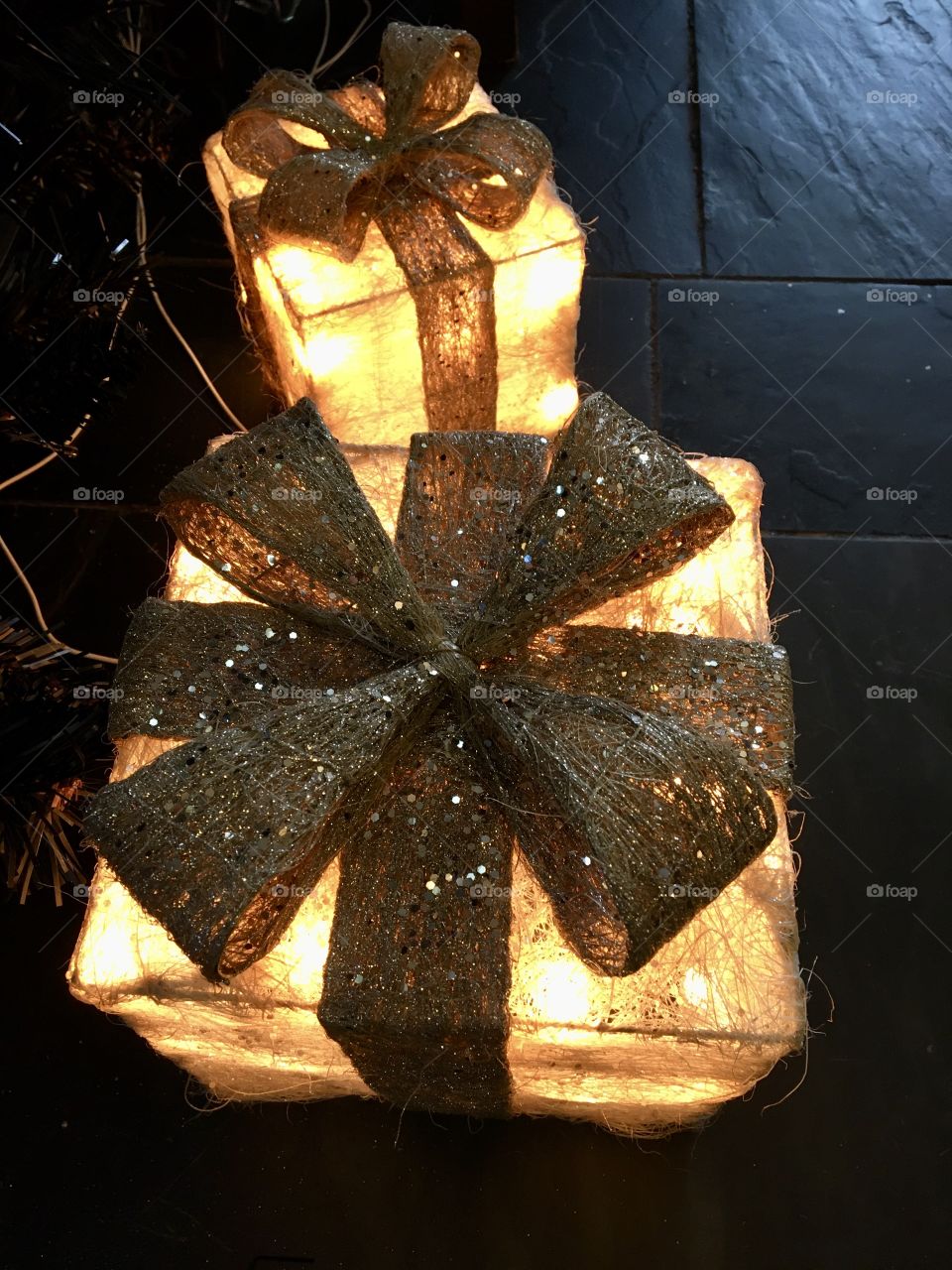 It’s beginning to look a lot like Christmas ... parcel decorations in a pub/restaurant .. caught my eye as they had fairy lights inside them which highlighted  the presents under the tree 🎄