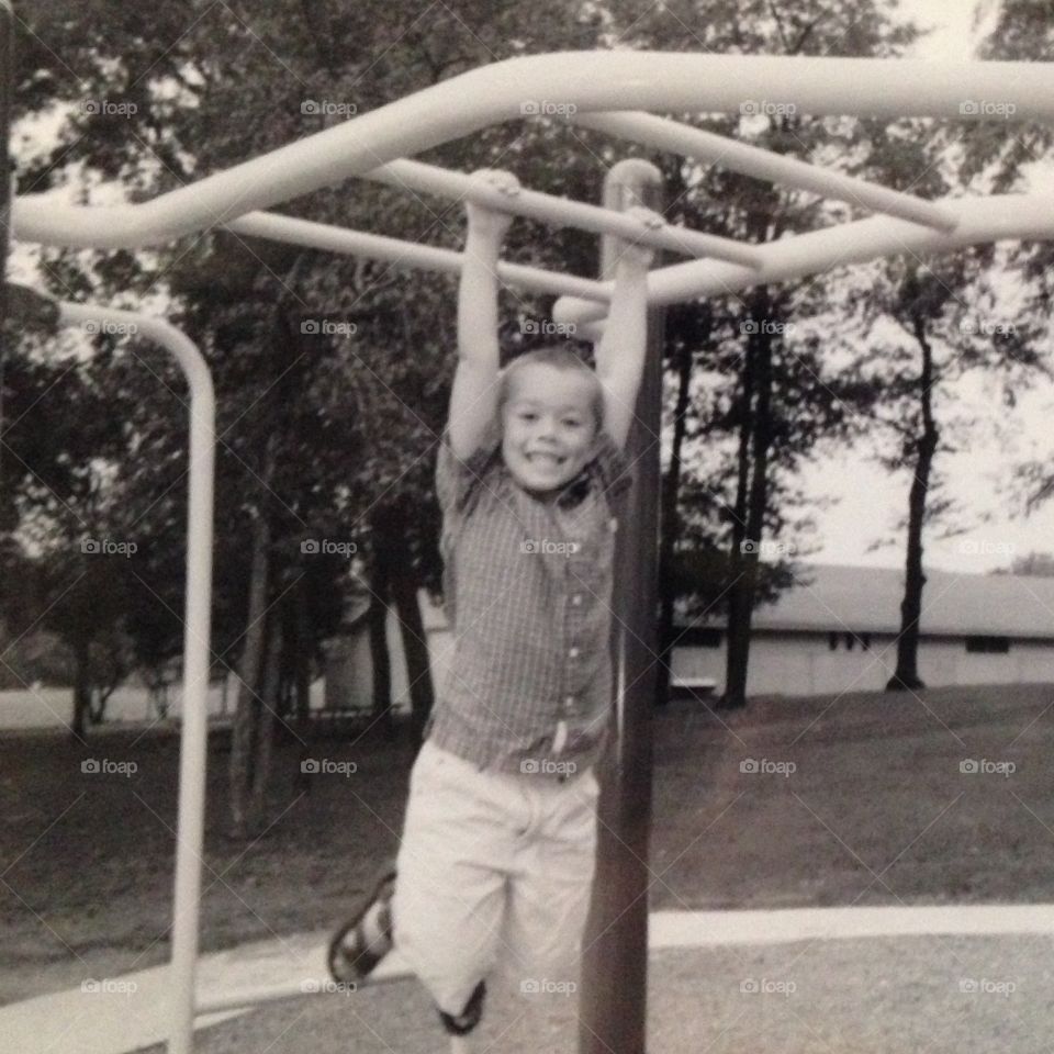 Monkey on the monkey bars