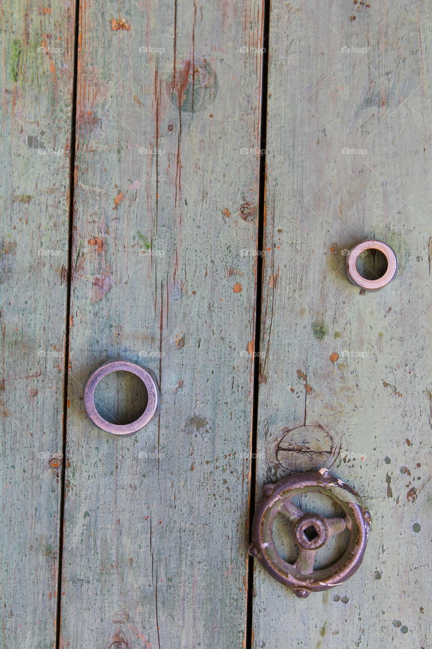 wooden old table and metal rings