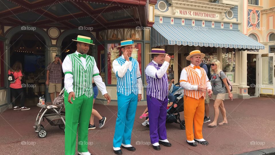 #day72 Everyday Disney World in Orlando Florida. I have been lost on Disney Properties consecutively since 4/3/19! You can find it on https://www.facebook.com/selsa.susanna or on IG SelsaCamacho YT SelsaSusanna • Magic Kingdom 6/13/19 Thursday