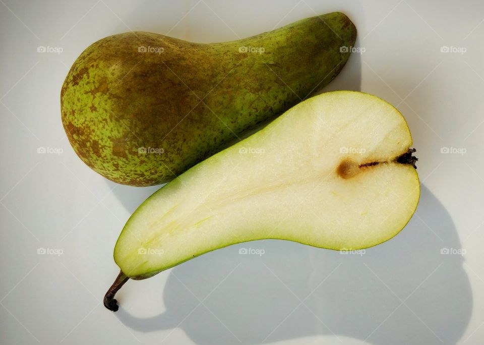 pear cut half