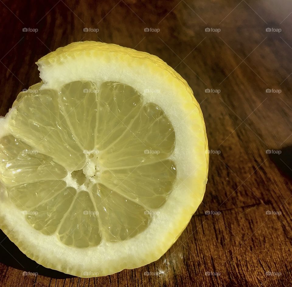 Slice of lemon