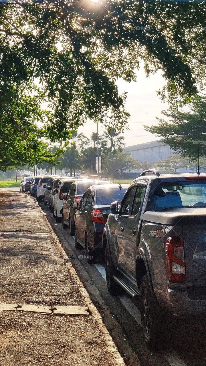 Sunrise - Reflection from cars