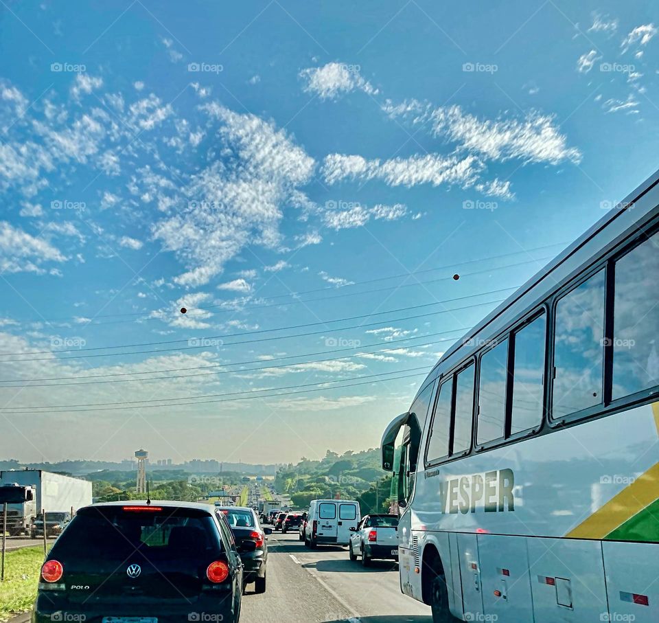 A Rodovia Dom Gabriel estar congestionada, não é novidade. Certo?
Nunca se resolverá isso…
📸
#FOTOGRAFIAéNOSSOhobby
#amanhecer #morning #sol #sun #sky #céu 