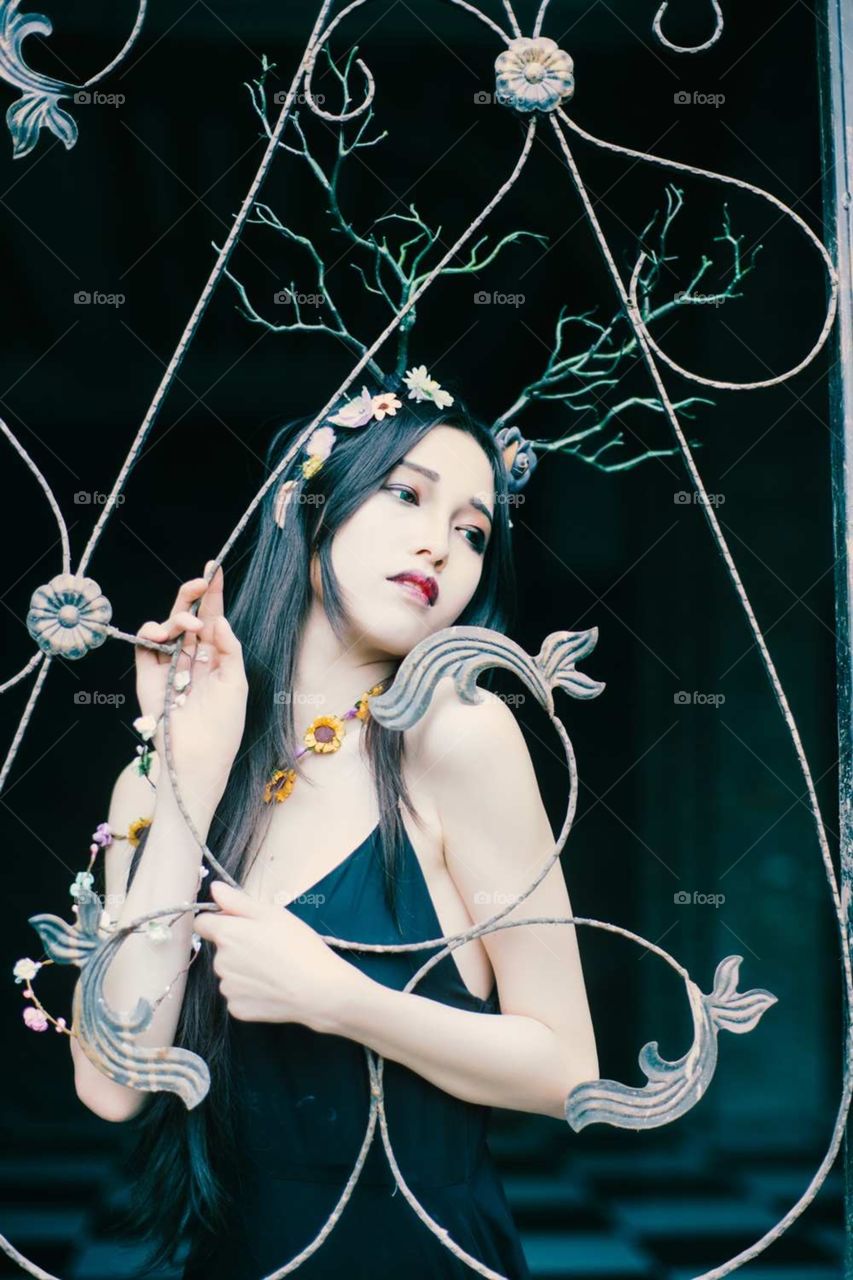 The caged fallen Echo