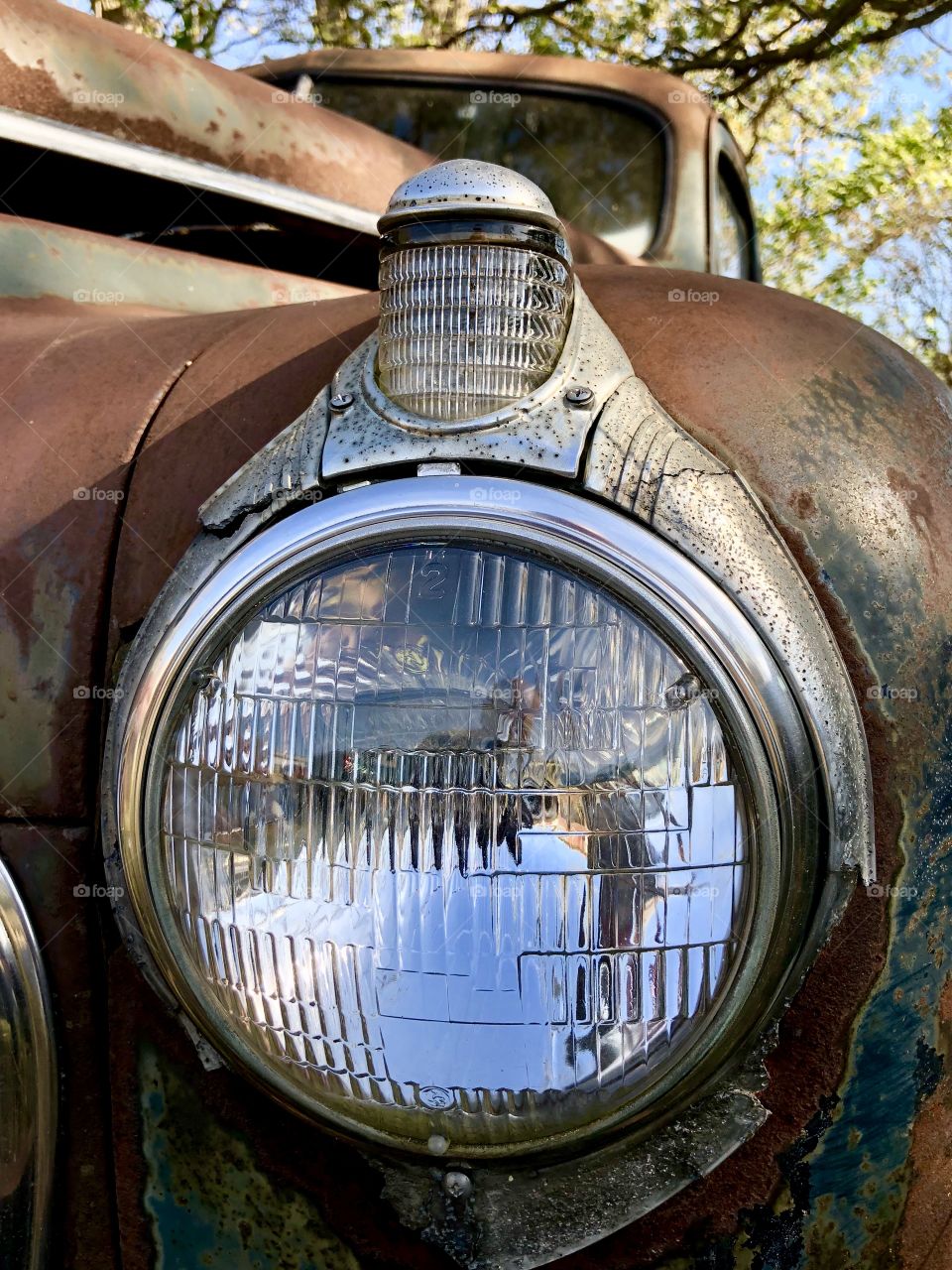 Plymouth Deluxe headlight