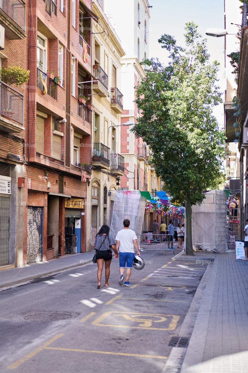 Ready for Fiestas de Gracia. Streets Decoration