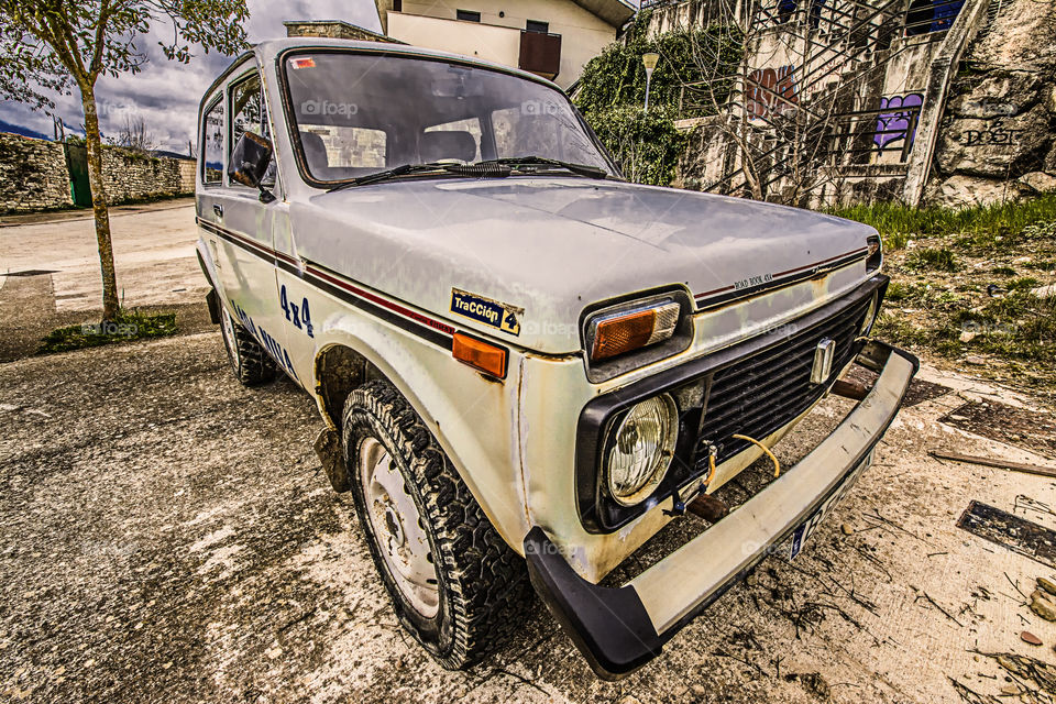 Lada Niva perspective