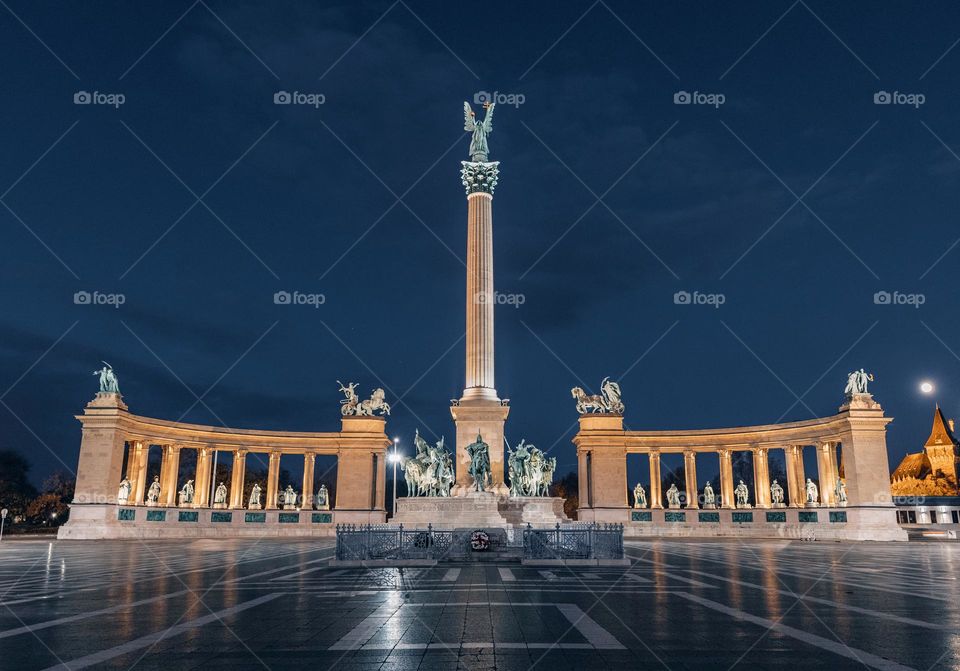 Night photo of Heroes square in Budapest, Hungary