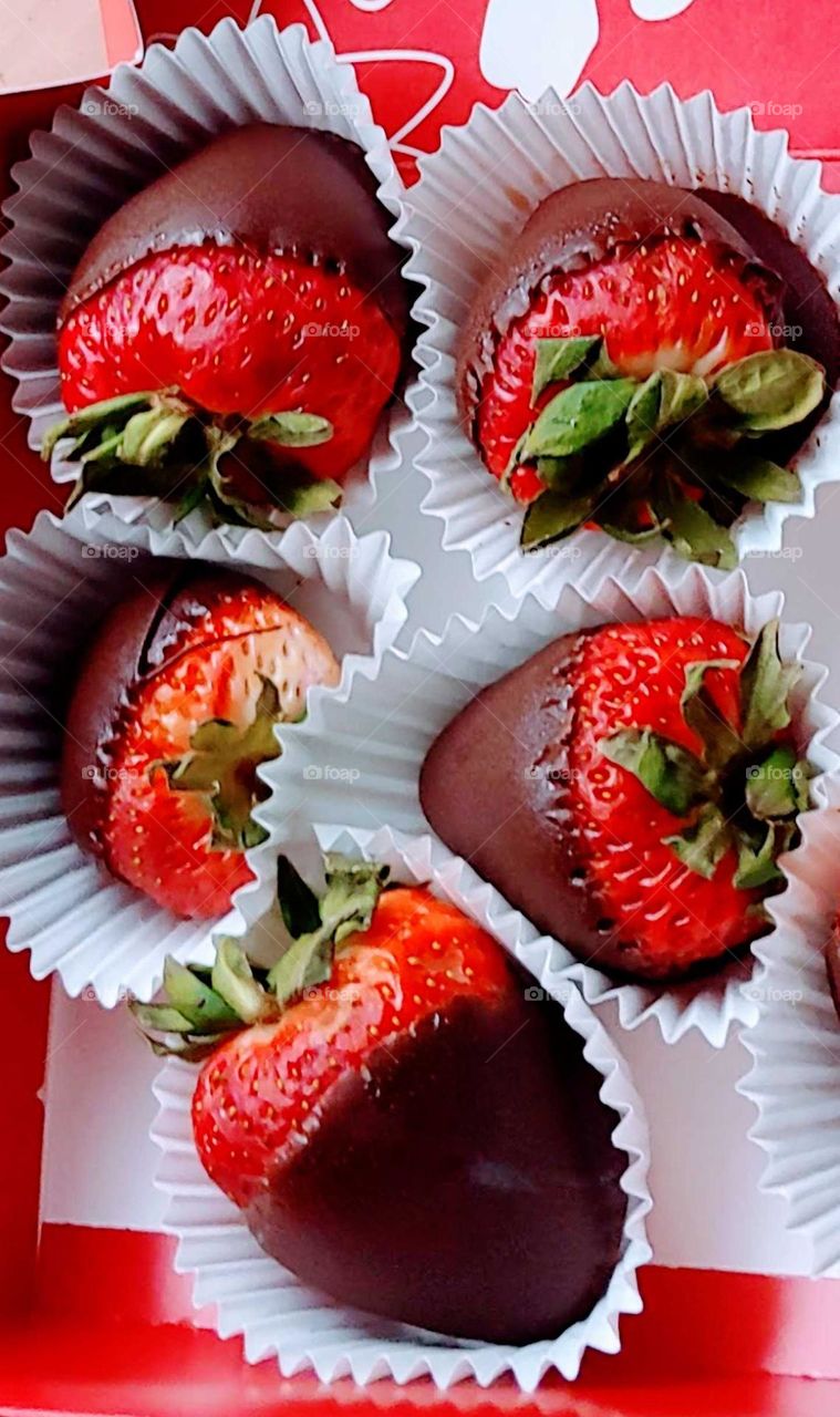 chocolate covered strawberries