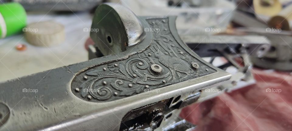 patterns on the gun