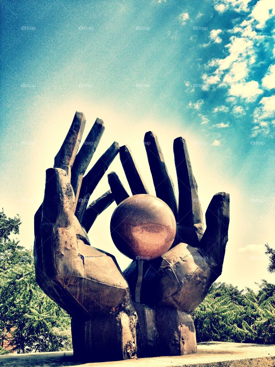 memento park hands