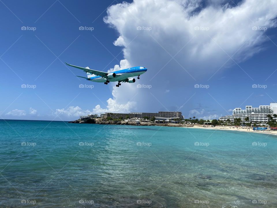 Airplane coming in for landing Saint Maarten island 2