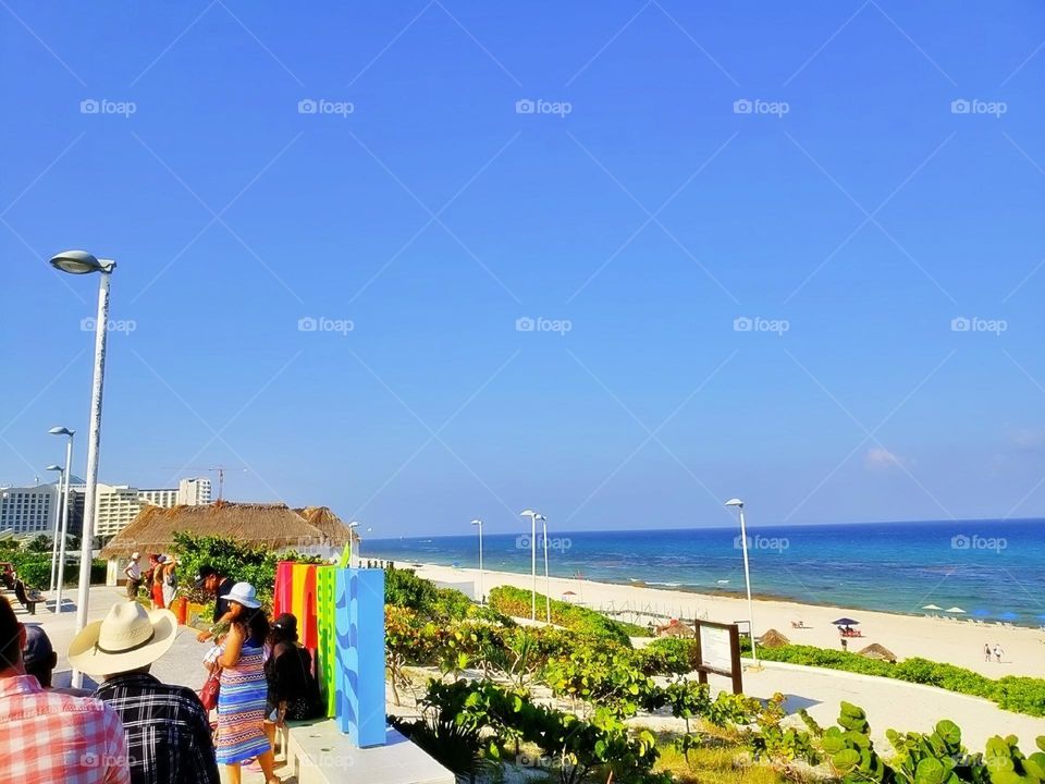 horizon fun scenery day exotic waves dusk concept surf family summer vacation vacations trip natural lagoon view luxury turquoise inspiration mood white sunrise coastline sunshine honeymoon seascape sunlight hawaii beauty tranquil coconut seychelles