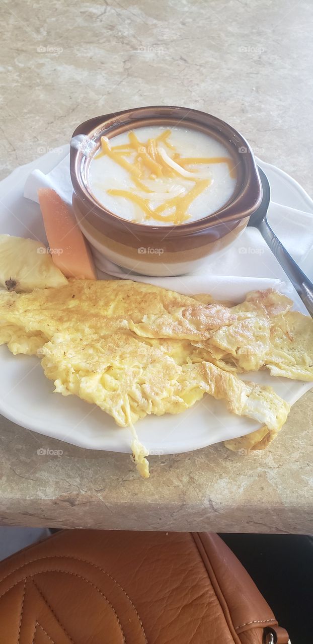 scramble eggs 🥚 😋 for breakfast.