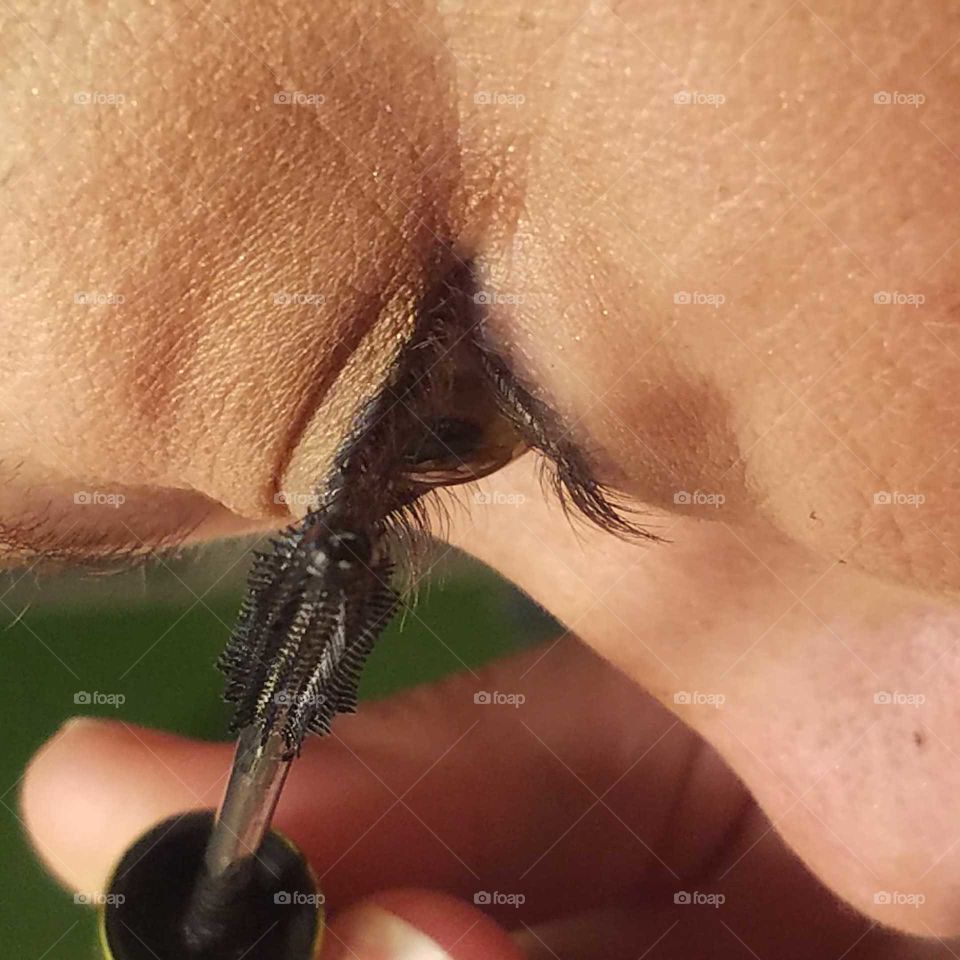 show us how you apply your makeup