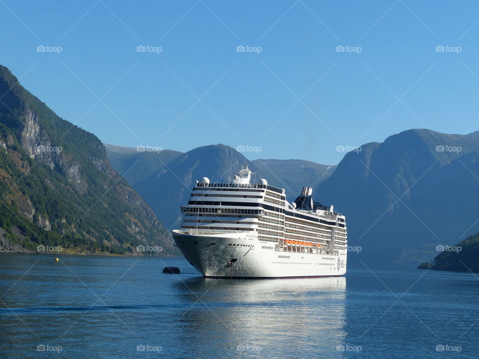 Cruise ship