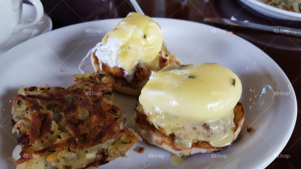 Eggs Benedict