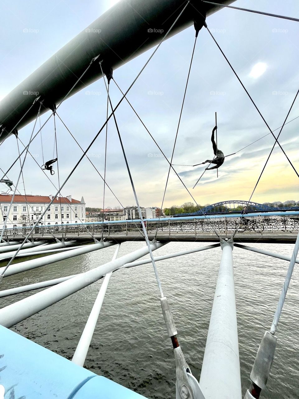 Acrobat bridge