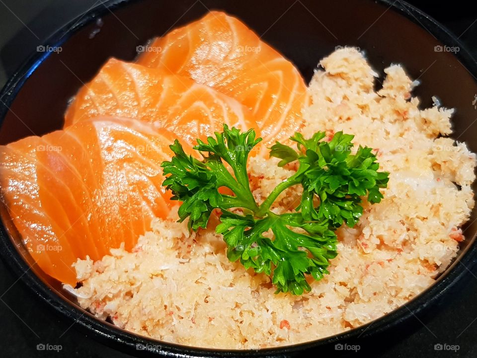 Chirashi Don: Salmon and Tuna