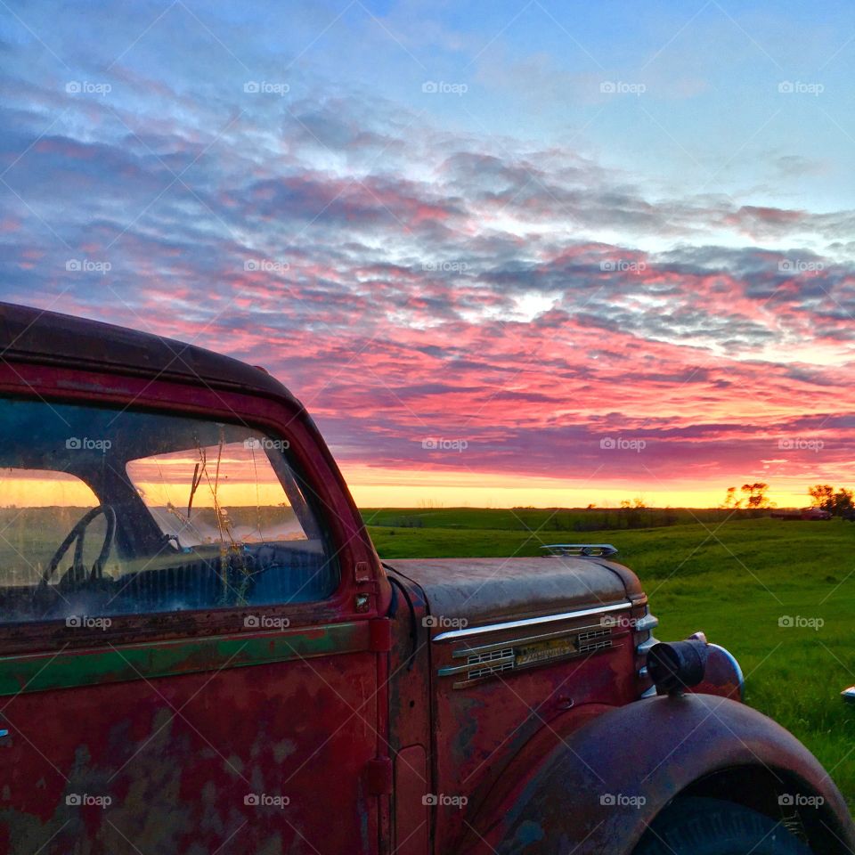Vintage truck in the setting sun