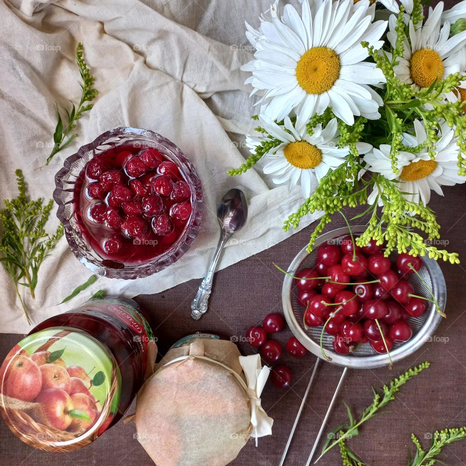 cherry jam and a summer bouquet of daisies!