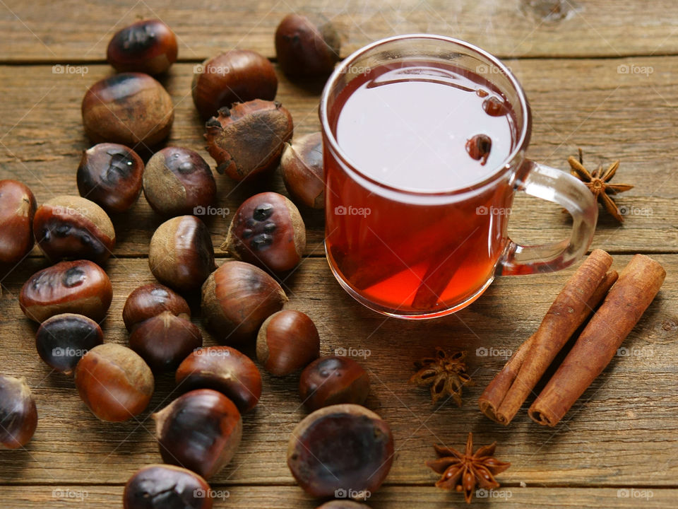 Mulled wine and chestnuts