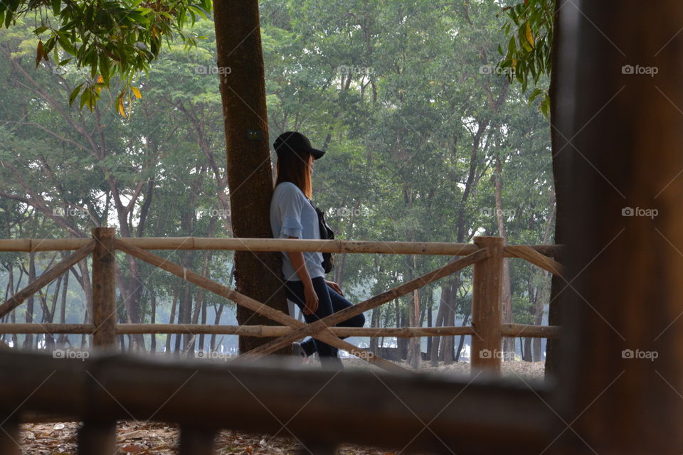 Relax in the forest alone peacefully.