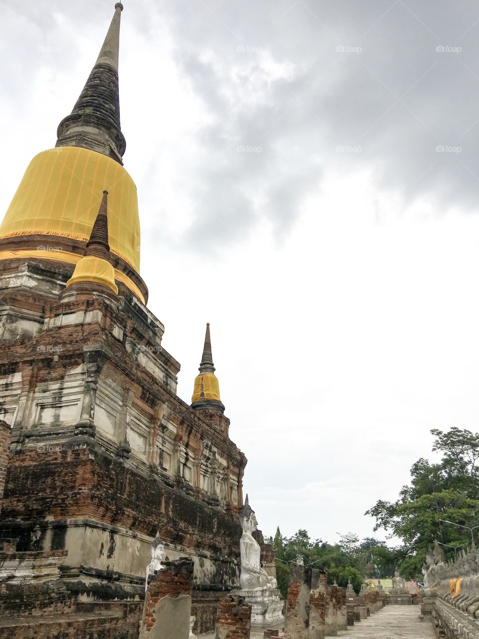 Ayutthaya,thailand - June 08 2019: Wat Yai Chaimongkol Pagoda is symbolic outstanding seen from afar, on the "East" of Ayutthaya, a 92 meters high.