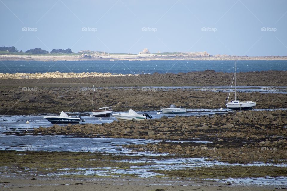 boats in the bay in brittany