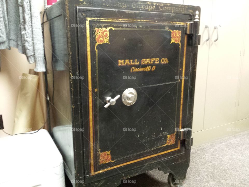 Hall safe company