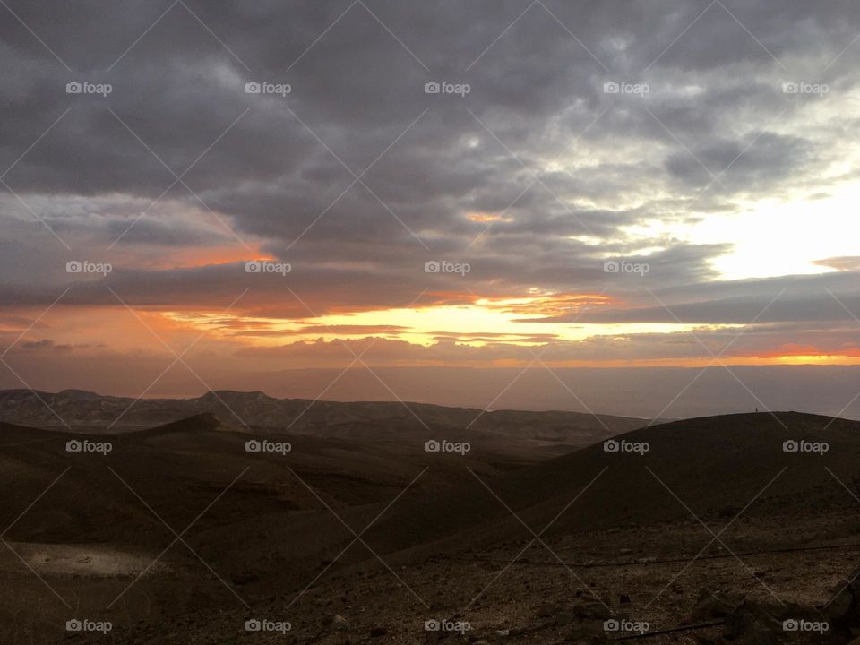 Desert sunrise 