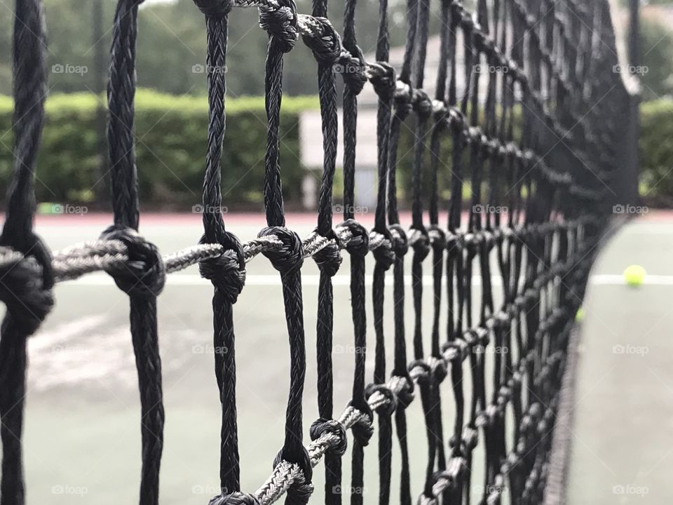 Tennis court net 
