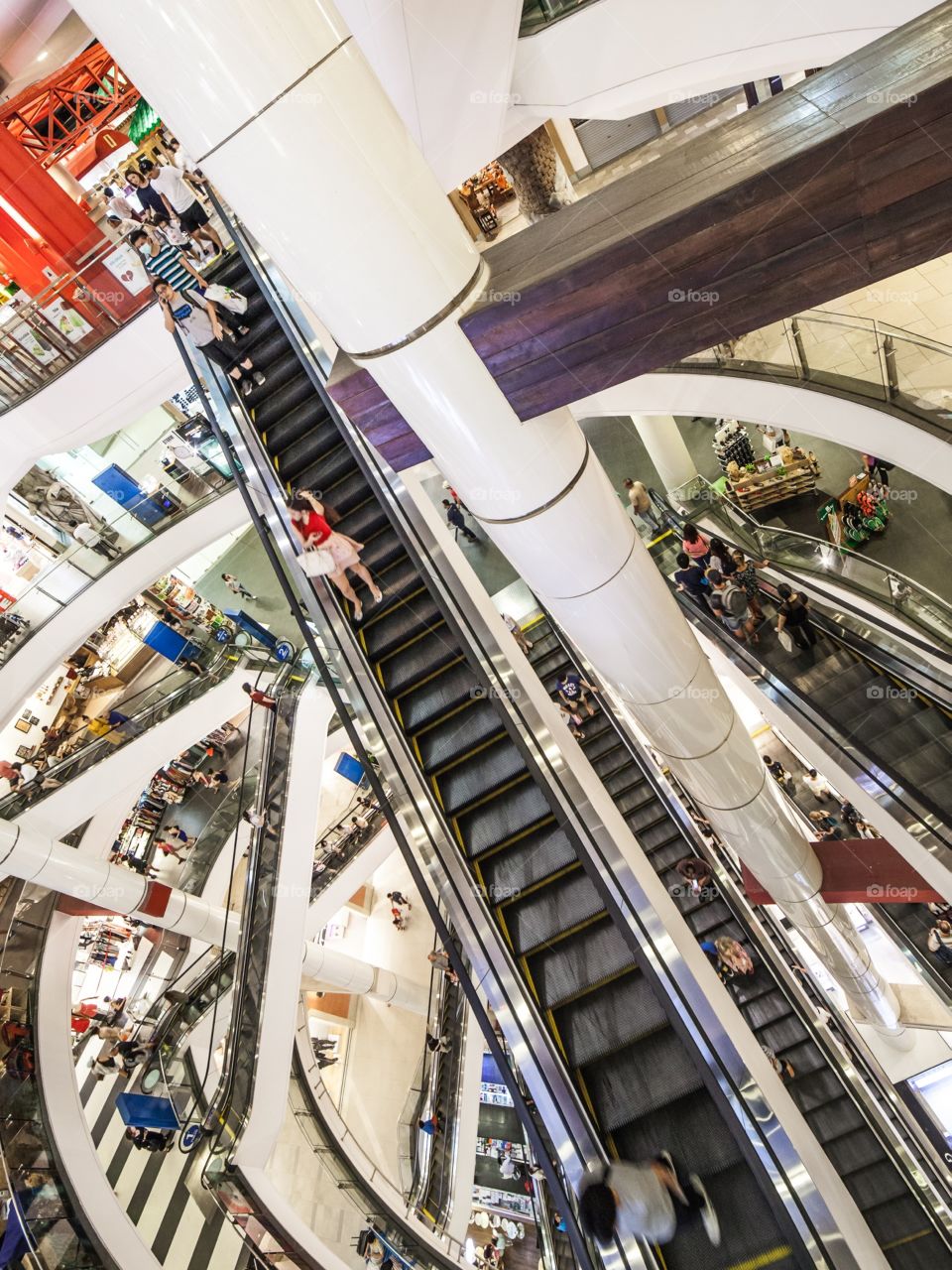 The Classic Architecture of Bangkok Shopping mall