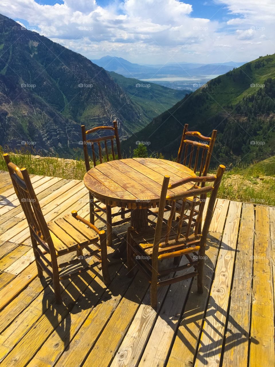 Table on top of the mountain 