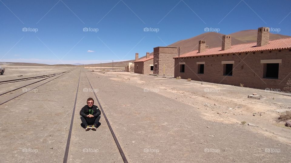 estación abandonada en la Puna de la provincia de salta a 3000 mts sobre el nivel del mar