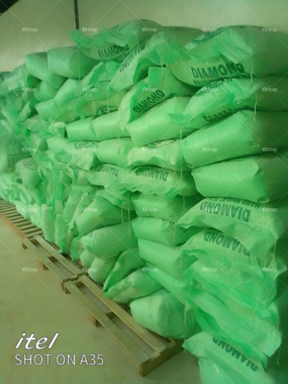 bags of flours arrange on the pallets