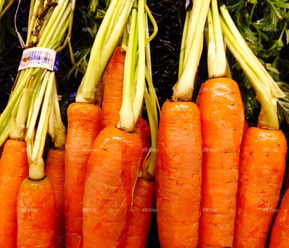 Supermarket Carrots
