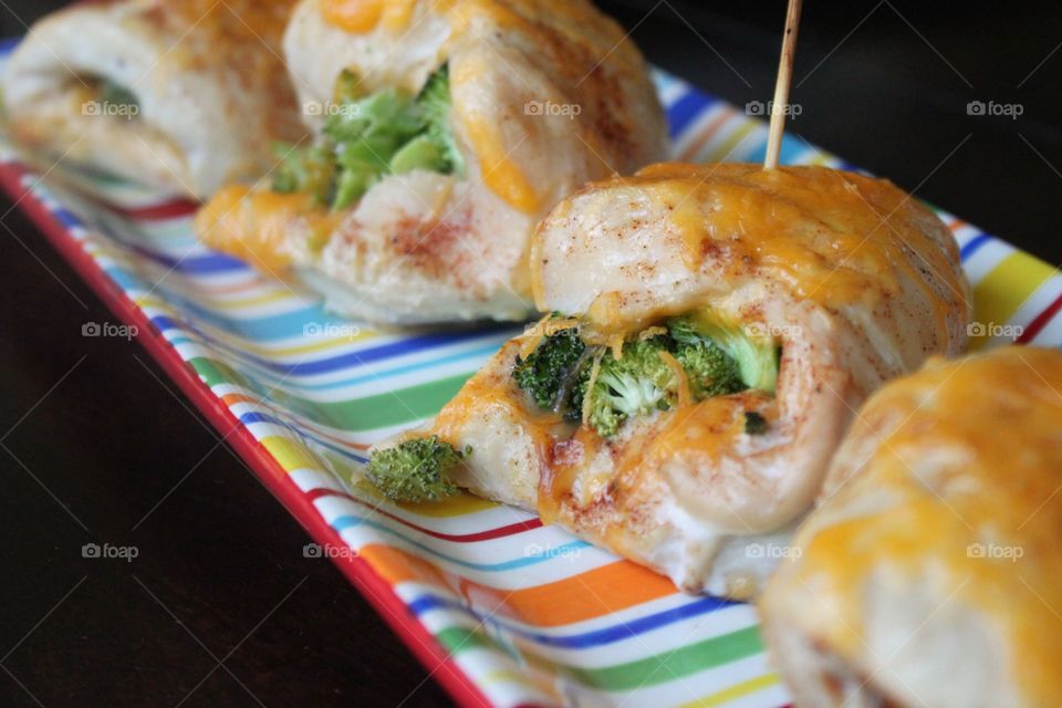 Stuffed chicken with broccoli