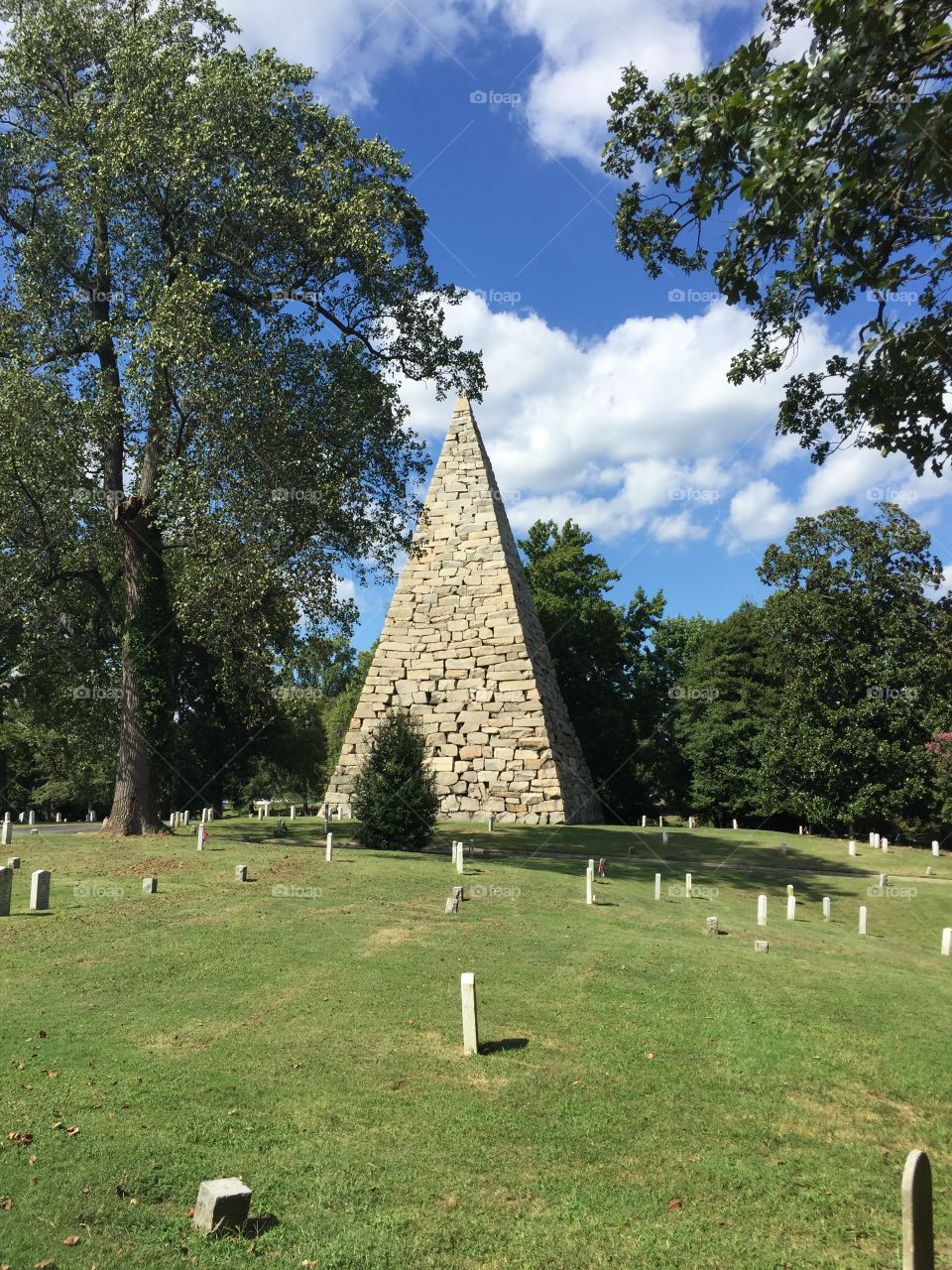 Monument to the Confederate Dead, Hollywood Cemetery, Richmond, Virginia -
90 ft pyramid built in honor of the 18000 Confederate Soldiers buried at Hollywood Cemetery