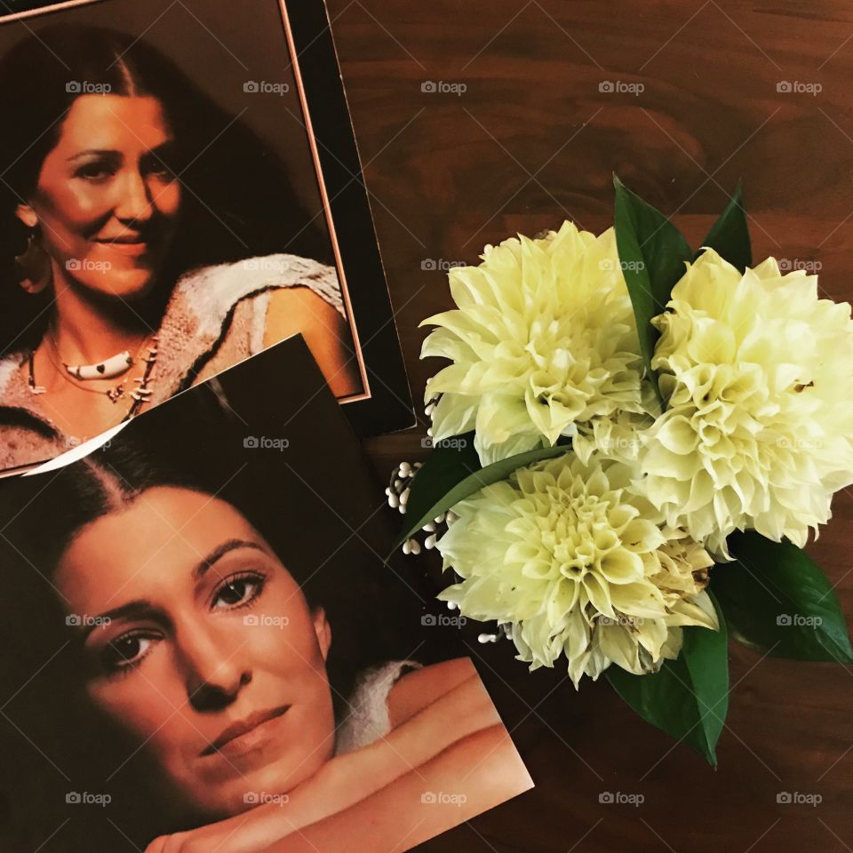 My favorite Rita Coolidge with the season’s last butter-yellow daffodils.