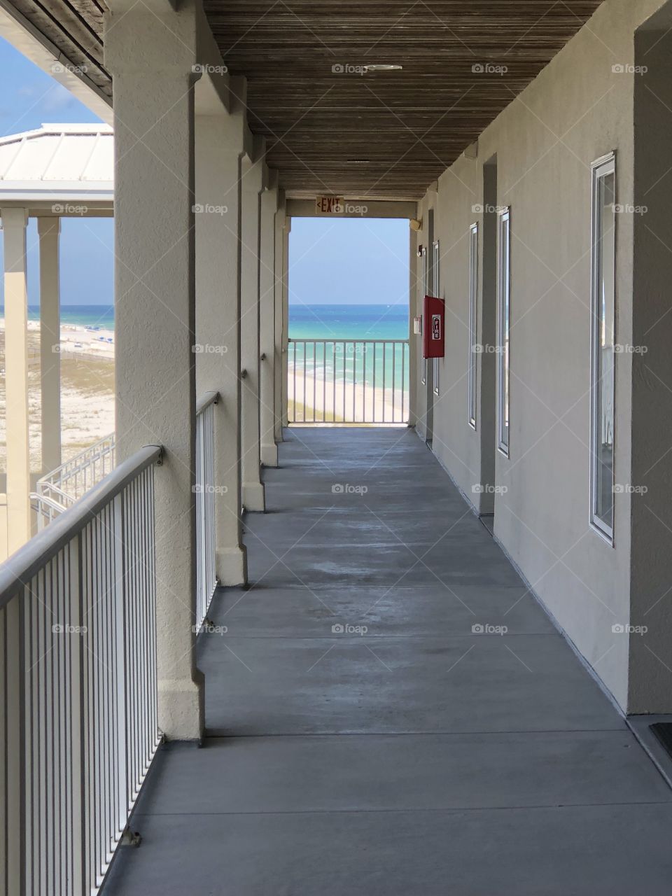 Beautiful view down the walkway! 