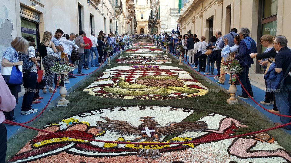 manifestazione infiorata Noto Siracusa