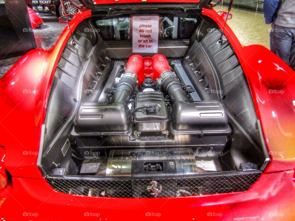 ferrari engine