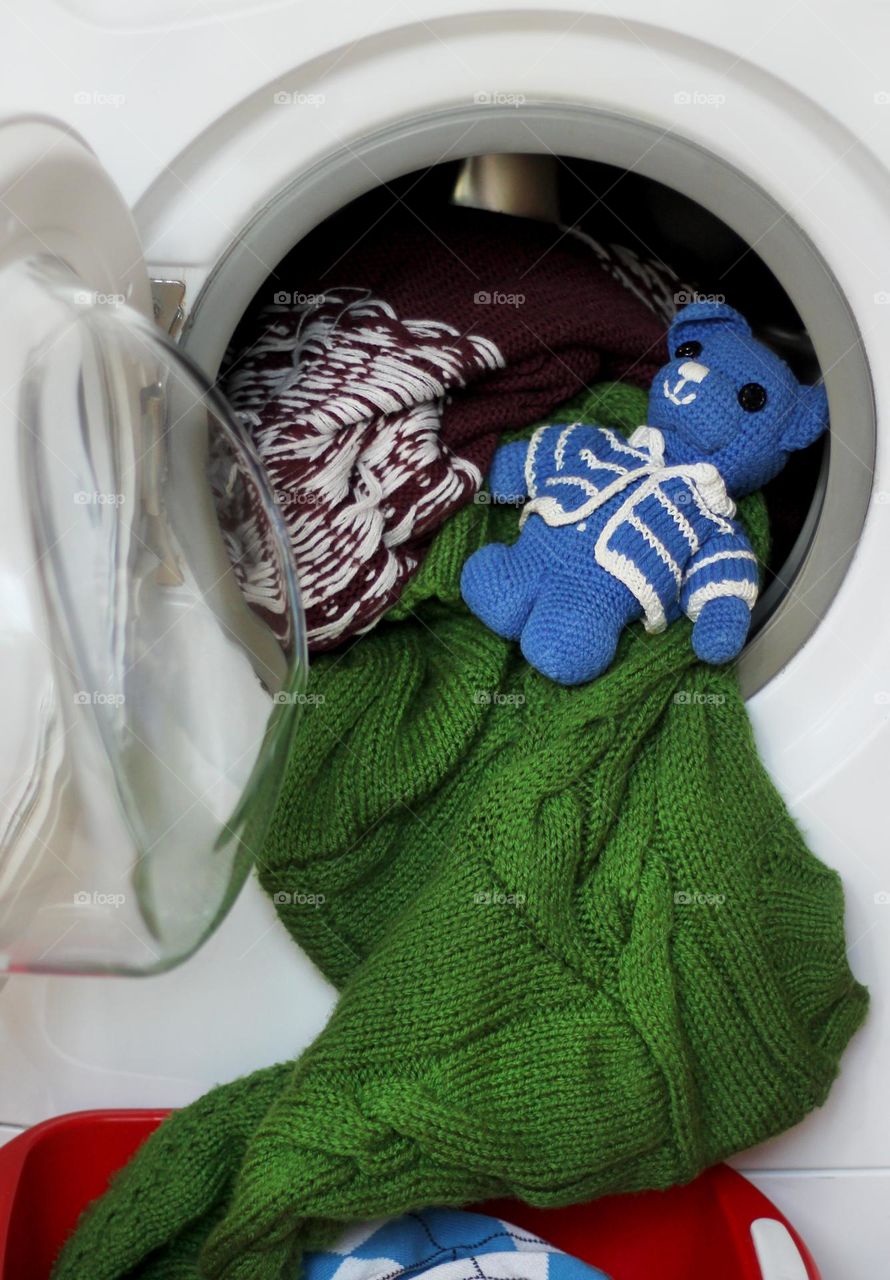 Bear toy in the washing machine