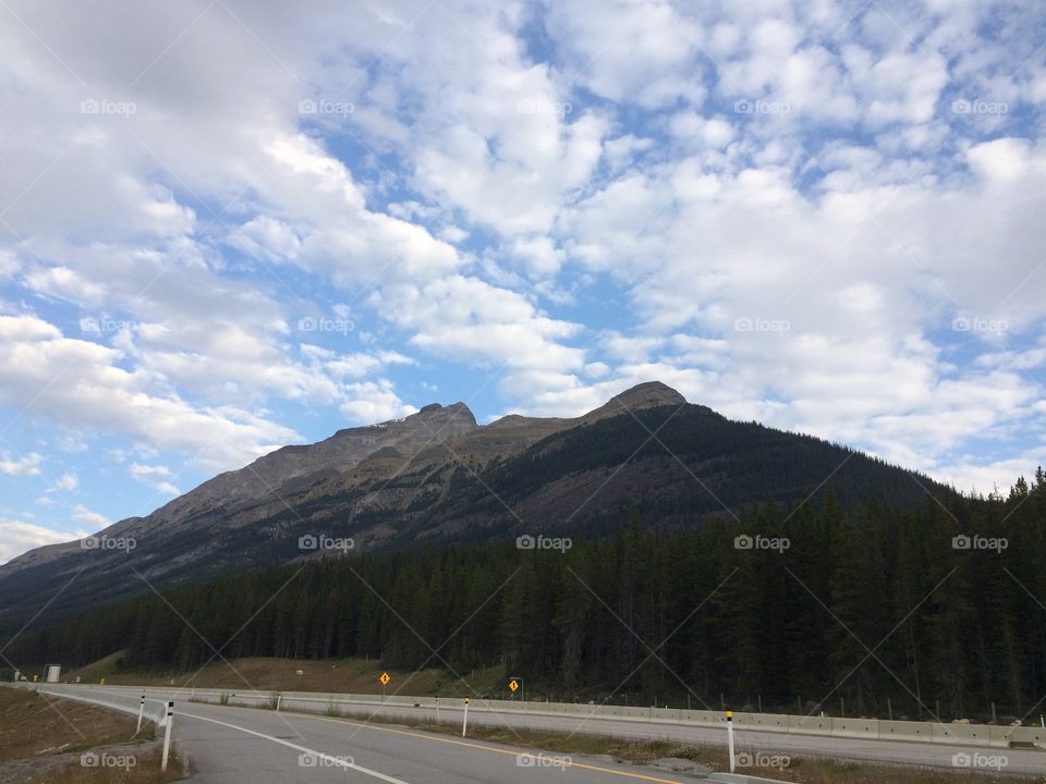 Canada Highway border between British Columbia and Alberta