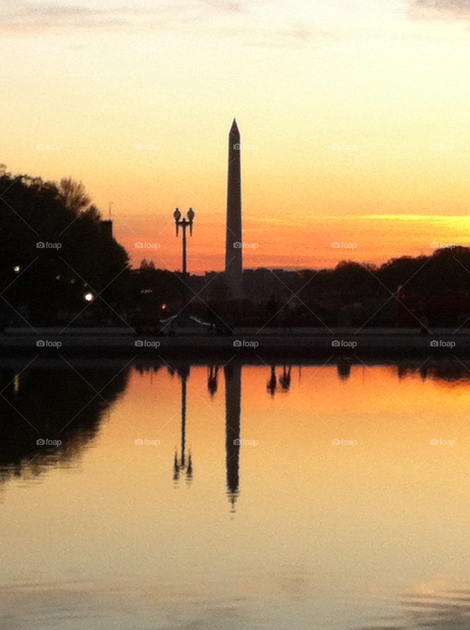 The Washington monument at sunset 