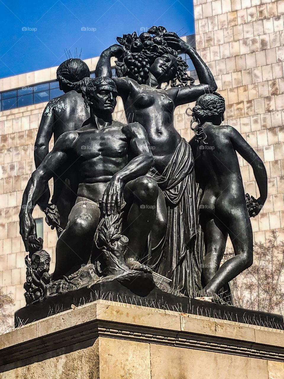 Bronze sculpture Tarragona by Jaume Otero, Plaza de Cataluña, Barcelona, Spain 