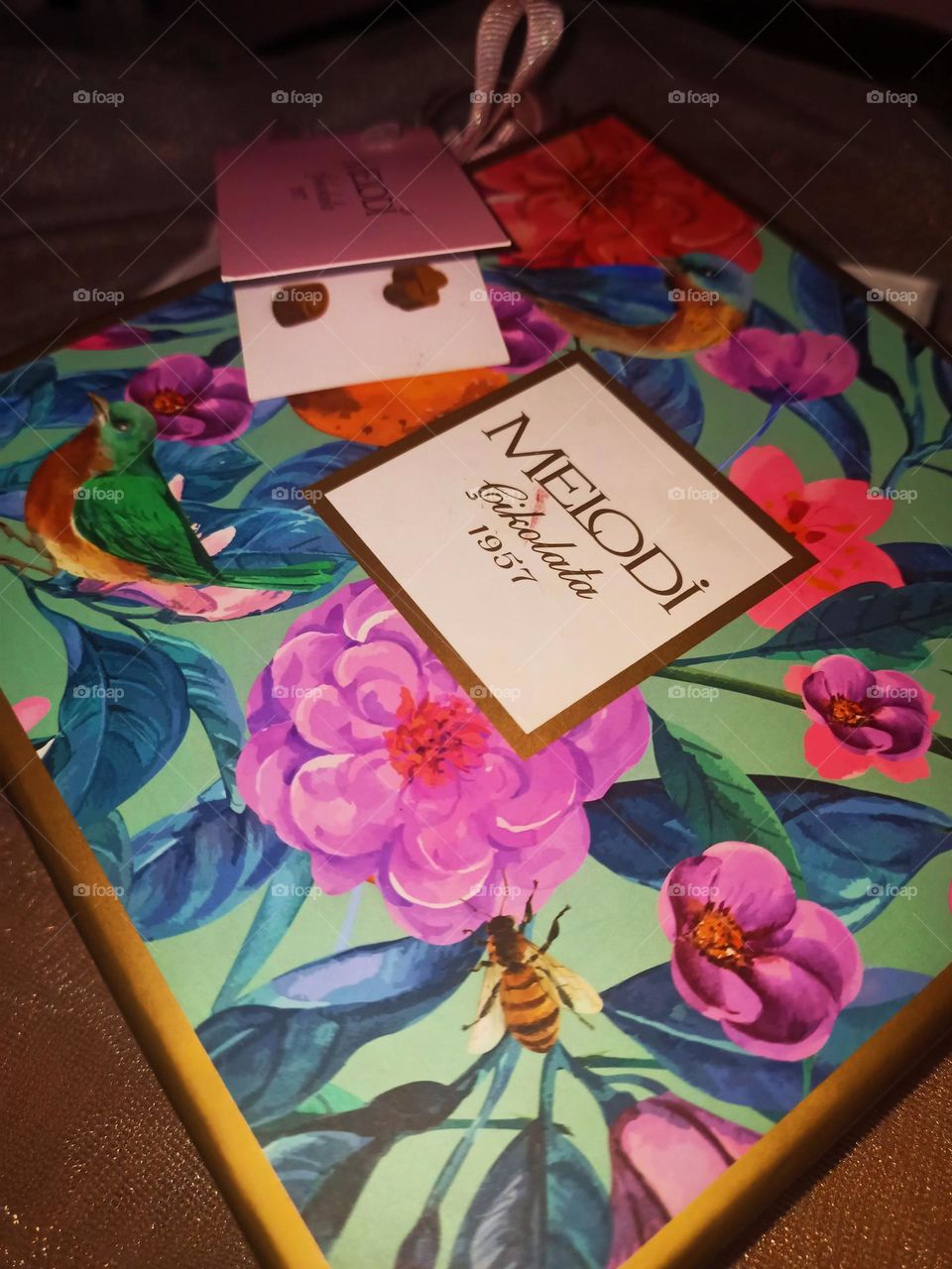 present 🎁 of chocolate box ❤️💥 meloDi chocolate 🍫 ummm